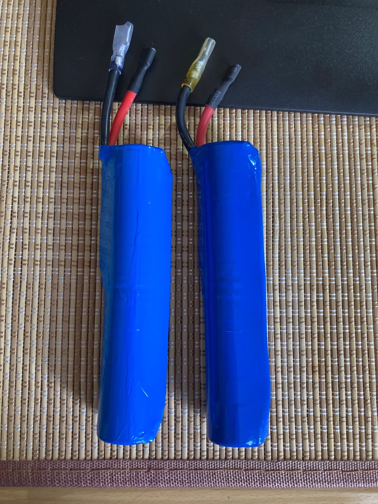 トリア・パーソナルレーザー脱毛器4X 互換バッテリー 新品 : 小さな