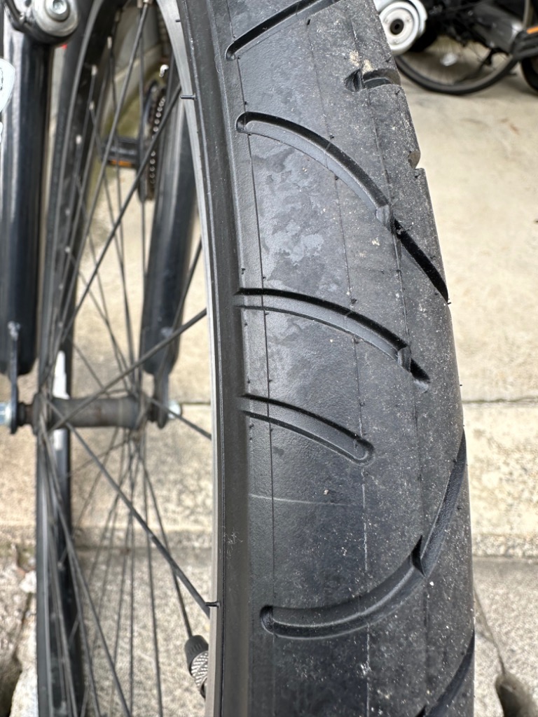 自転車 タイヤ 26インチ 24インチ 2本 黒 ブラック HE 26x1.95