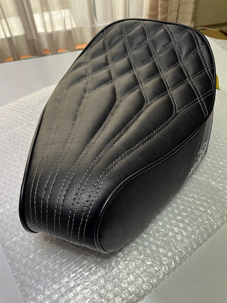 ホンダ MotolordD ハンターカブCT125 交換用シート 延長サドル ホンダ MotolordD ハンターカブCT125 交換用シート 延長サドル