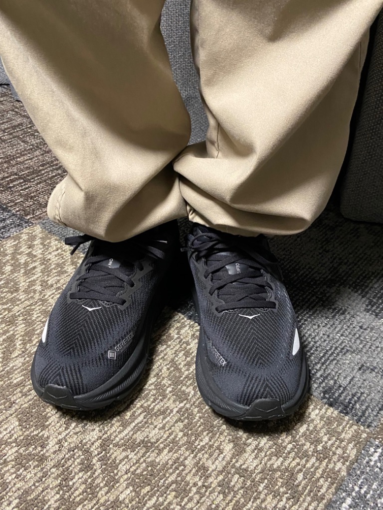 【美品】ホカオネオネ クリフトン9 ランニングシューズ ブラック 黒 24.5 HOKA ONEONE ホカオネオネ クリフトン9 ゴアテックス レディース
