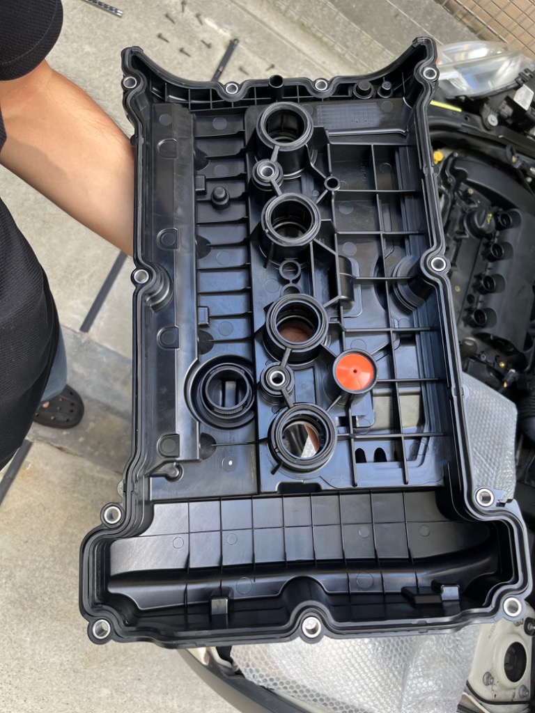 BMW MINI R55 R56 R57 R58 R59 シリンダーヘッドカバー エンジン