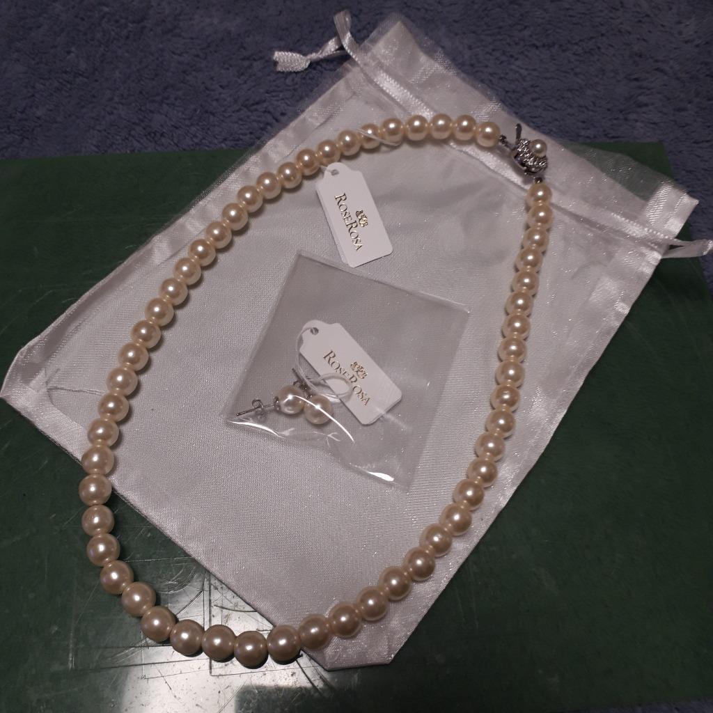 スワロフスキー アクリルパール(8mm) パール ネックレス rose rosa ピアス イヤリング セット 真珠 長さ 40cm,43cm,50cm  4カラー ホワイト,クリーム,グレー :nicolia-acrylic-pearl-necklace-s:Queens Land 通販  