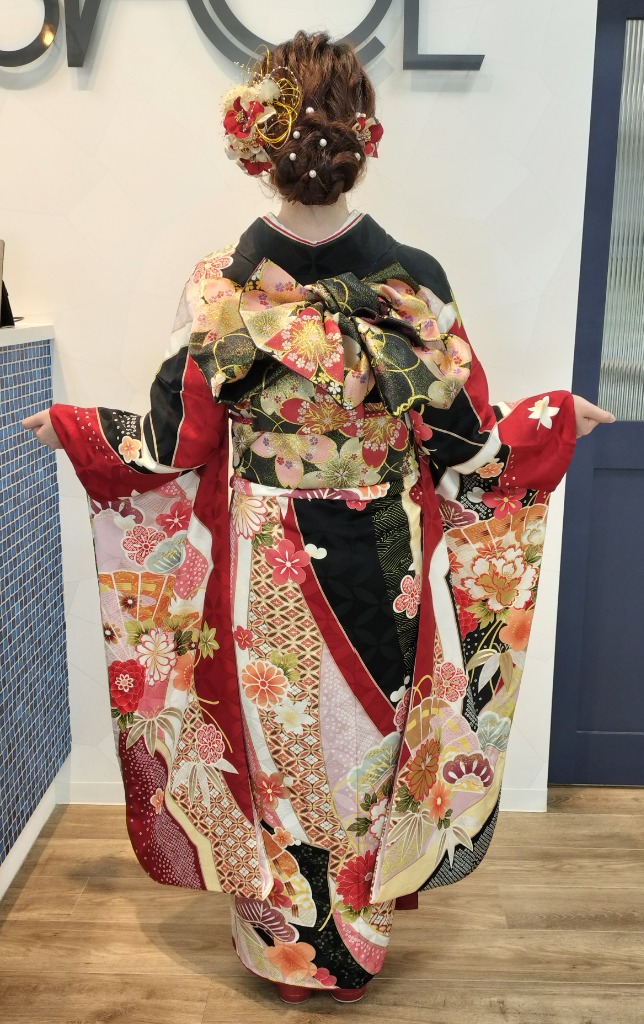 SOUBIEN 髪飾り 成人式 花 2点セット 振袖 卒業式 袴 金色