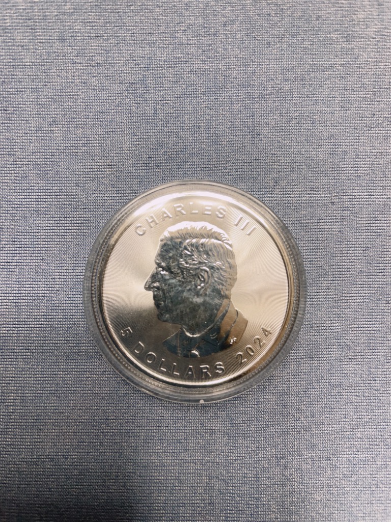 メイプル銀貨 1オンス ランダム・イヤー クリアケース入り 銀貨 純銀