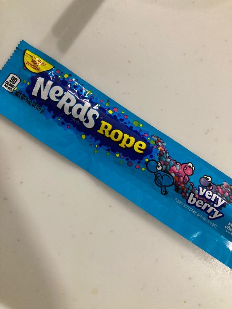 ナーズロープ ベリーベリーキャンディー 各0.92oz 約26g 24袋入り Nerds Rope 【安心発送】 ナーズロープ ベリーベリーキャンディー 各0.92oz 約26g 24袋入り Nerds Rope 【安心発送】