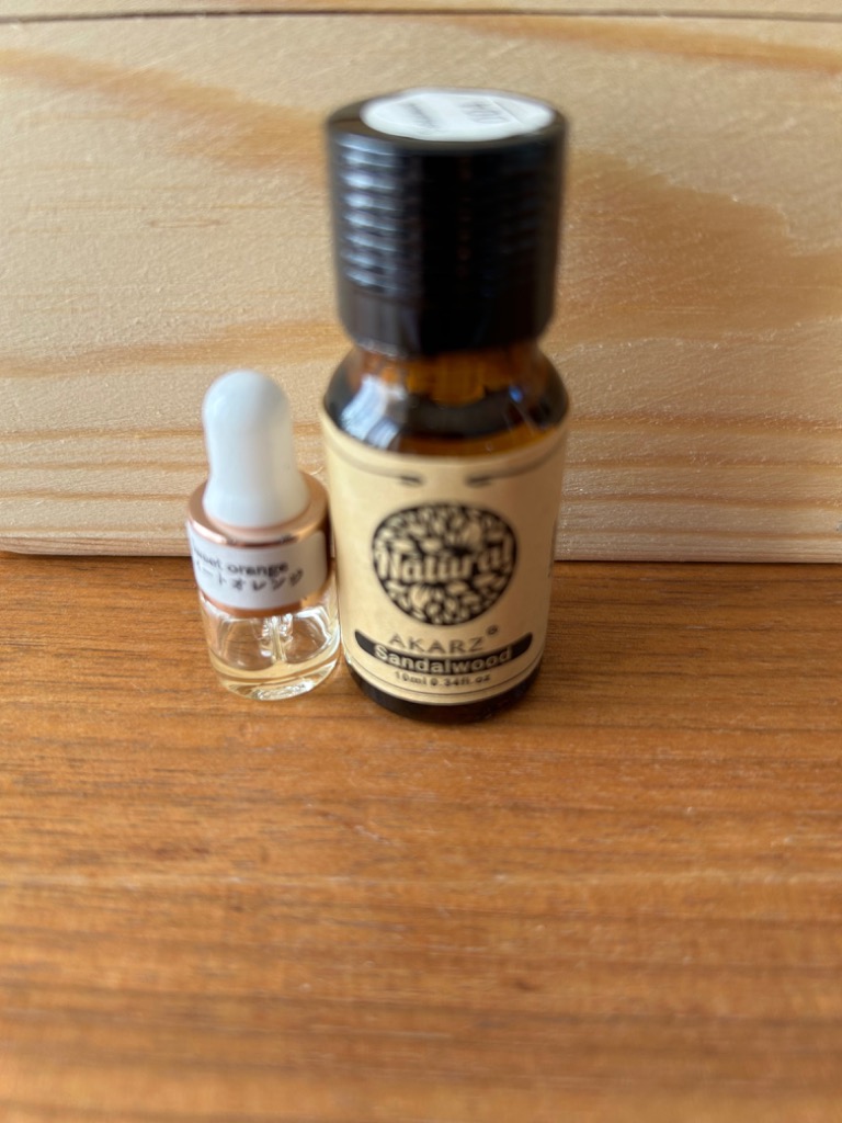 サンダルウッド 精油10mL - エッセンシャルオイル アロマオイル LINE