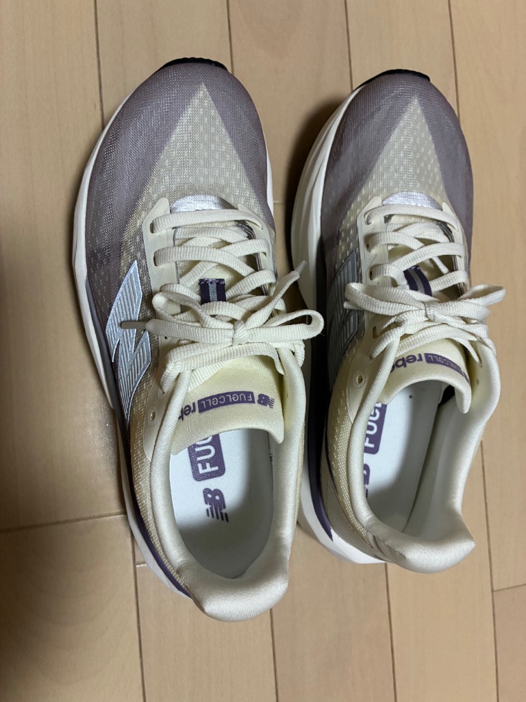 未使用ニューバランスFuelCellRebelv5 25.5cmワイズD New Balance（ニューバランス） ランニングシューズ フューエルセル