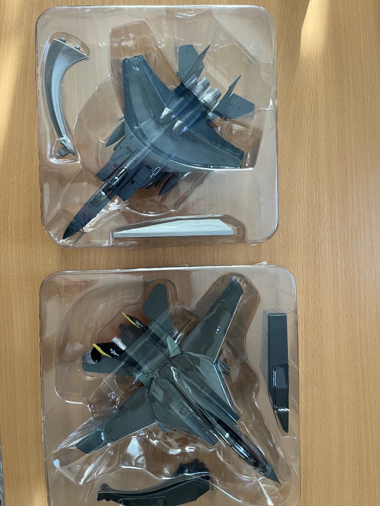 人気商品 F-14 戦闘爆撃機 航空機 3D合金モデル 1/100スケール