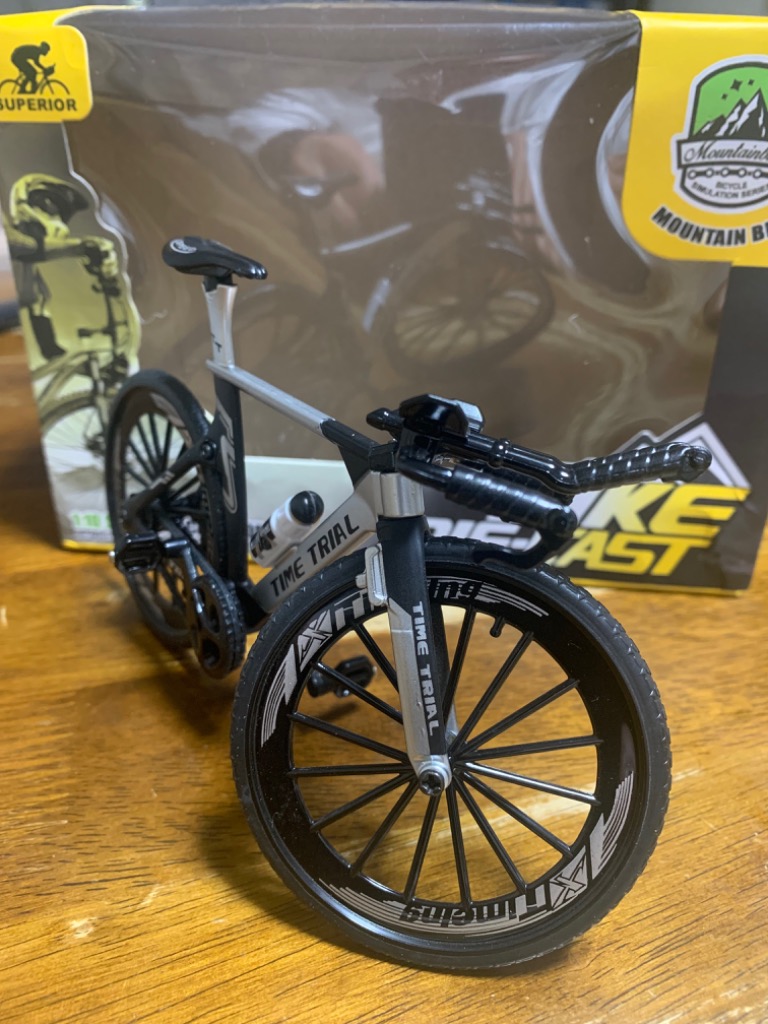 ミニチュア自転車 金属製 シルバー/ブラック ミニチュア自転車模型・・・1／6ロードバイク！ - ブロ・グー