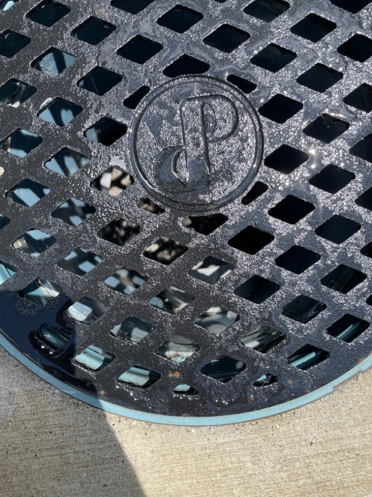 mim様  ③ タキロン,301886,鋳鉄蓋,耐圧仕様,雨水用格子穴(呼び300mm,外径