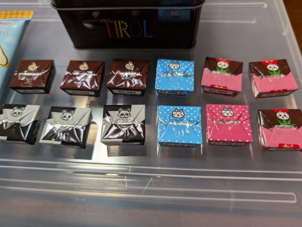 チロルチョコ ちいかわ ちろるちょこ缶 コラボ第3弾 ちいかわ