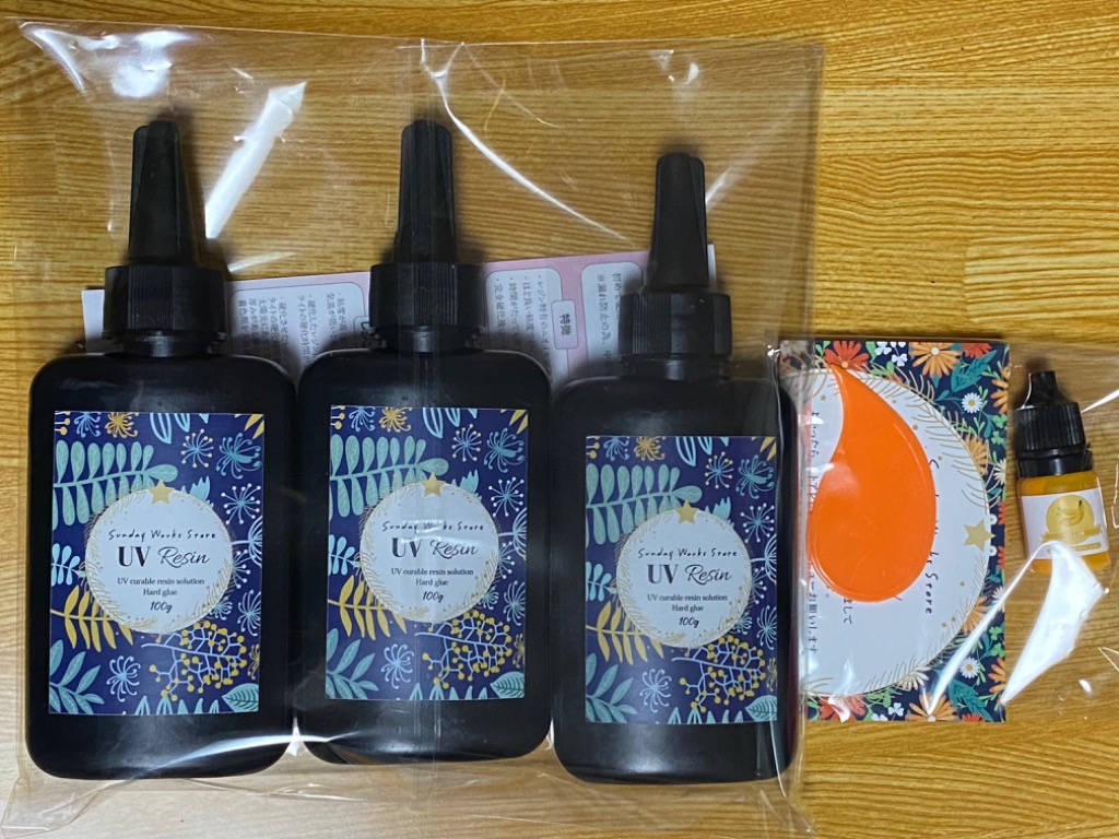 流れ星　様　無臭レジン70g6本、Sunshine高2本、低2本 レジン液 UVレジン 大容量 選べる粘度3本セット 合計300g 扱い