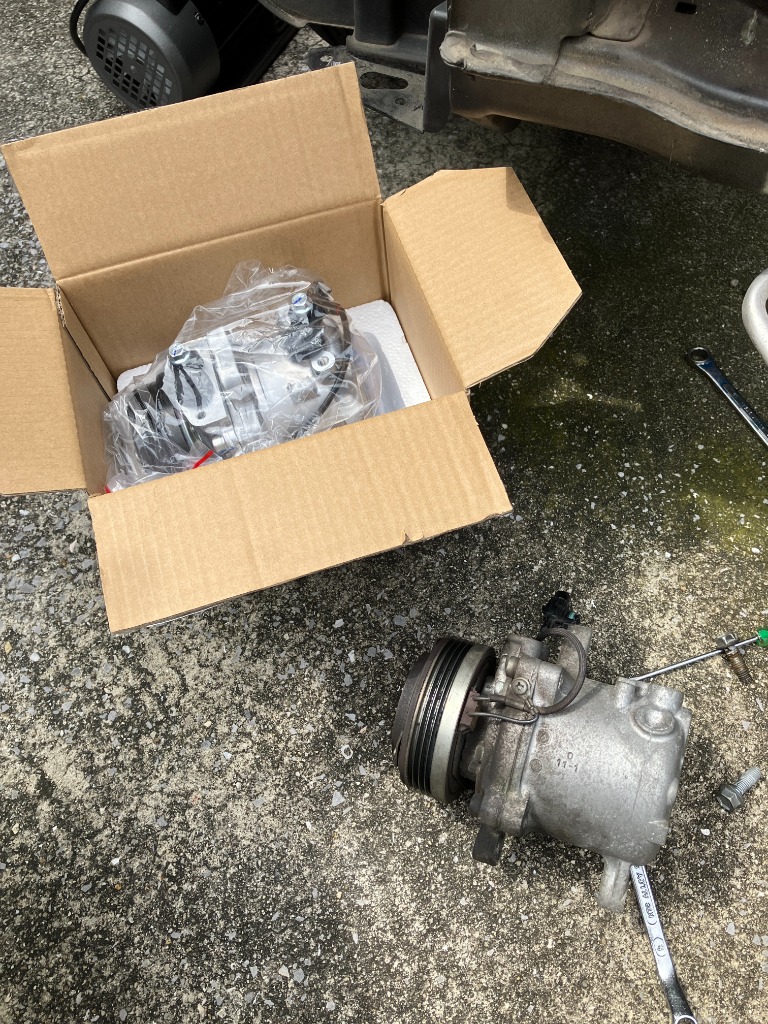 スズキ社外新品エアコンコンプレッサー　MH23SワゴンR等 スズキ ワゴンR MH23S エアコンコンプレッサー
