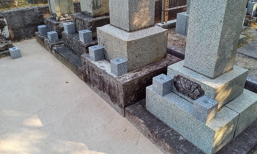 墓石 花立2個 御影石614 花瓶 ステンレス 花筒 ペット墓にも 墓石 花立2個 御影石614 花瓶 ステンレス 花筒 ペット墓にも