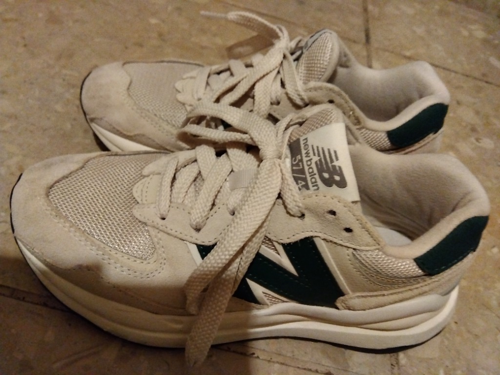 ニューバランス（new balance）（メンズ、レディース）スニーカー 57 