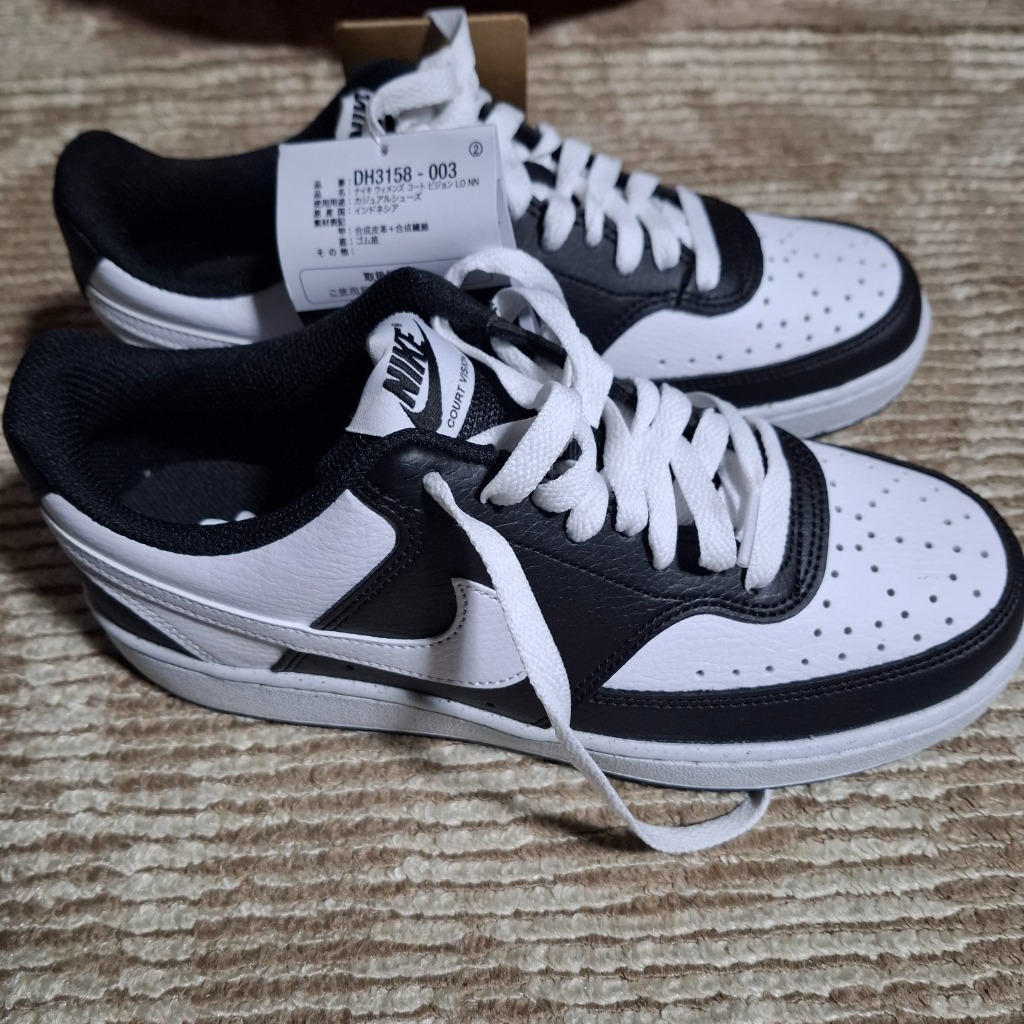 NIKE ナイキ（NIKE）（レディース）スニーカー スポーツシューズ
