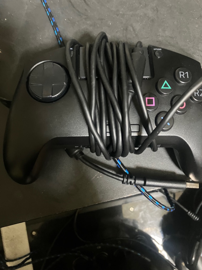 中古PS4ハード PS4用コントローラー Razer Raion Fightpad[RZ06-02940100-R3A1] :  107102147001 : 駿河屋ヤフー店 - 通販 - Yahoo!ショッピング