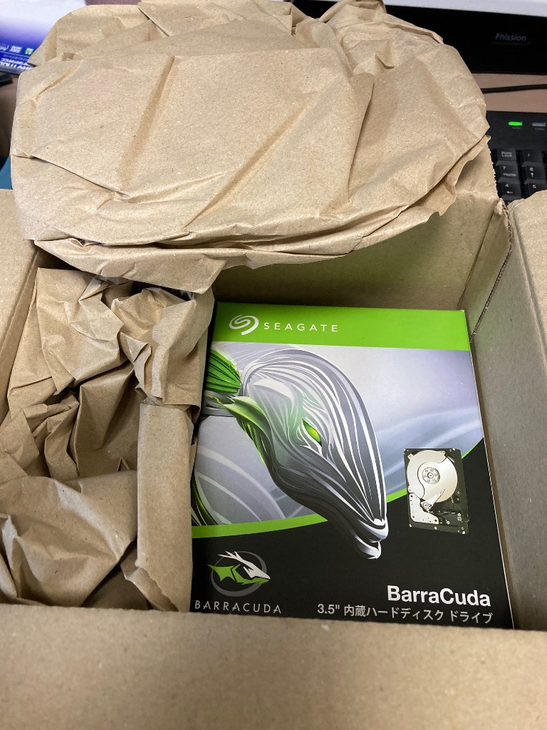 Seagate（シーゲイト） 正規代理店品 BarraCuda 3.5インチ 8TB 内蔵