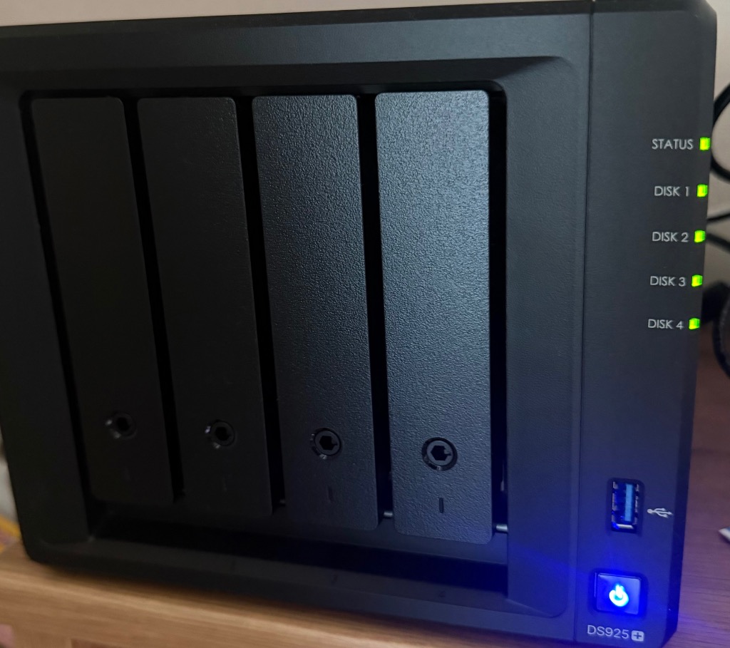 Seagate ST12000VN0008 ［IronWolf 12TB］ IRONWOLF 内蔵型