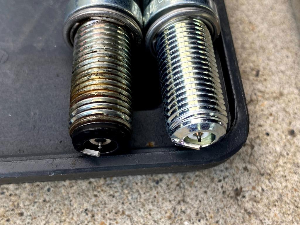 NGK NGKレーシングプラグ【正規品】 R2558E-9 一体形 (97537