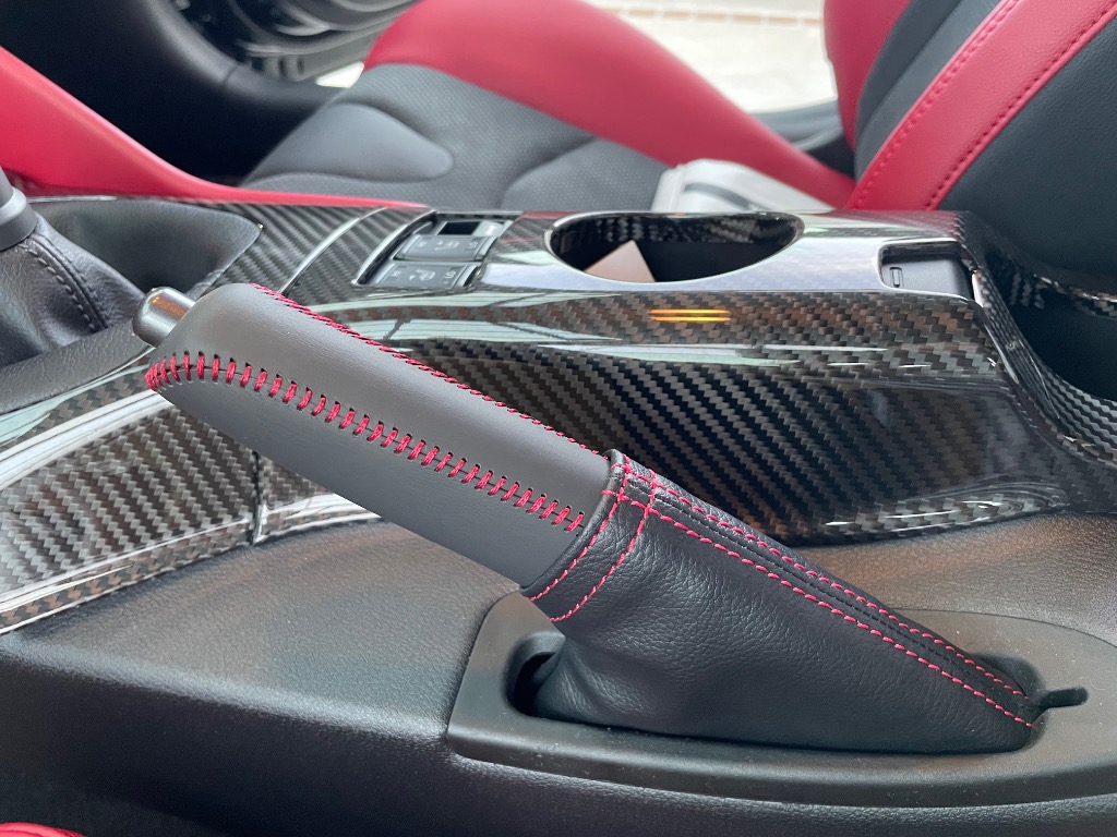 日産フェアレディZ (Z33/Z34/RZ34) 用サイドブレーキブーツカバー