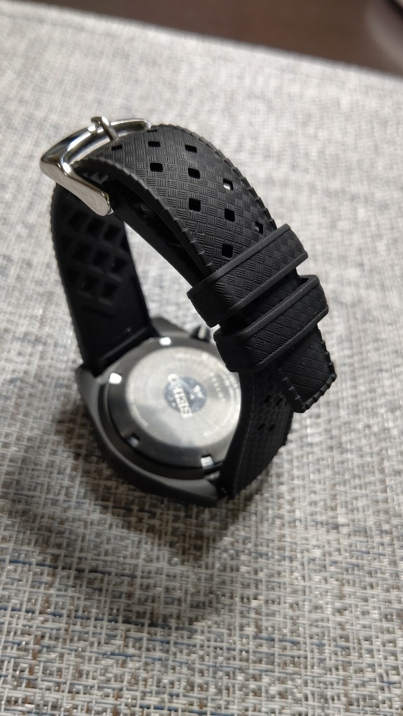 専用19mm MiLTAT FKMラバー トロピック スタイル ブラック 19mm MiLTAT 時計ベルト FKMラバー ブラック トロピック