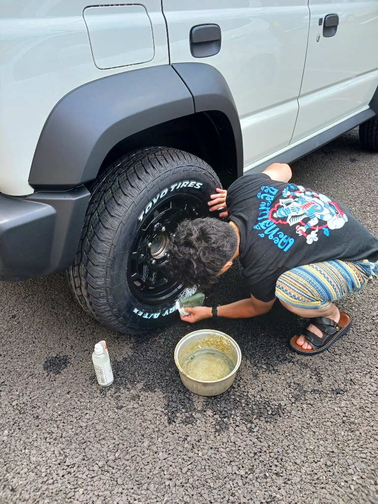 送料込未使用USA製クーパーディスカバラー　215/70R16ホワイトレター2本 Cooper Discoverer AT3 4S 215/70R16 100T - All-Season, All