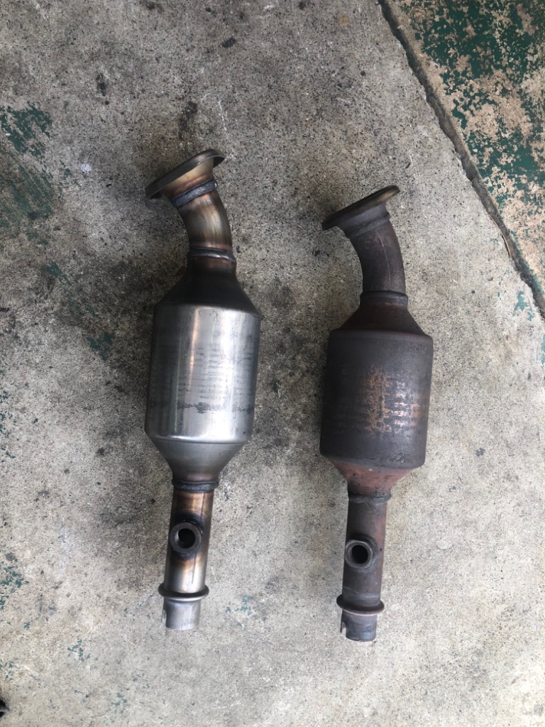 スズキ 触媒 コンバーター エキマニ 洗浄品 エブリィ DA64V
