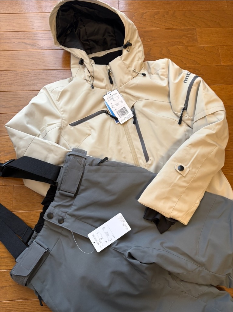 NNOUM 【10月下旬入荷予定】スキーウェア レディース 上下セット ハイ