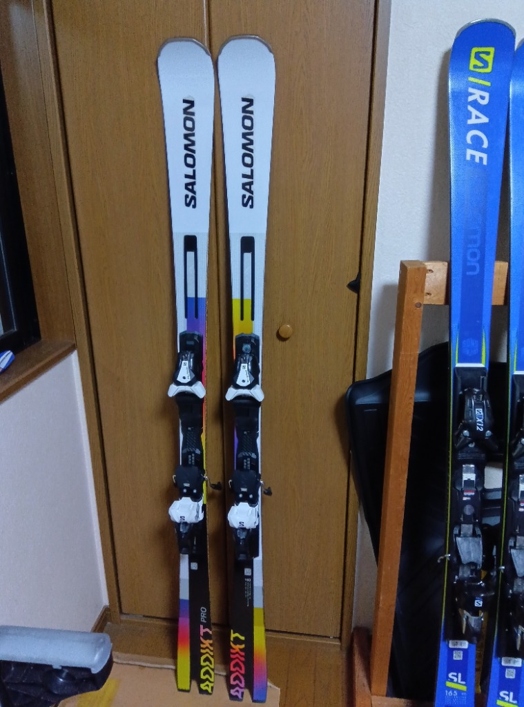 美品 2025 Salomon サロモン ADDIKT アディクト 163cm SALOMON E Addikt Pro Ski, Skier 163cm 120/66/104mm Radius