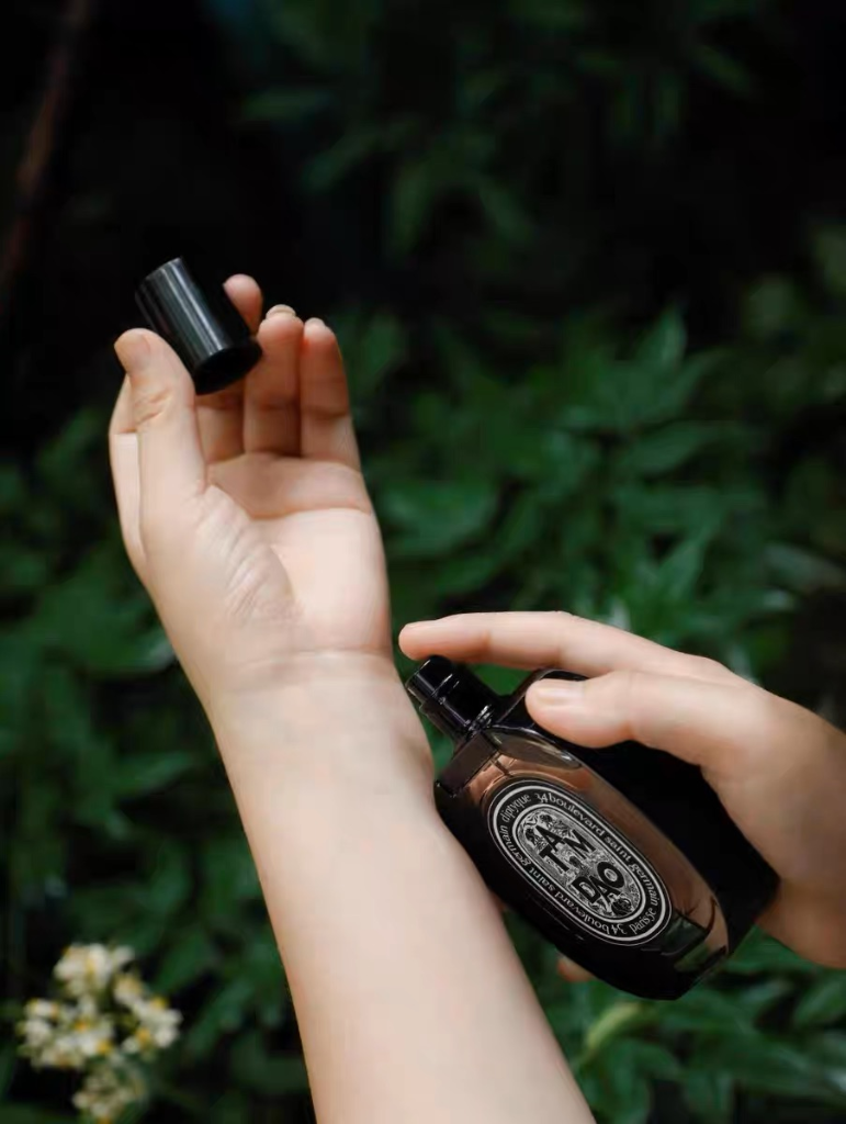Diptyque ディプティック Eau Papier 香水 Diptyque L'Eau Papier Eau de Toilette – Diptyque – bluemercury