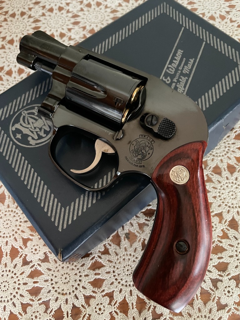 タナカS＆W　Jフレームラウンドパッド用ウエイト付き木製グリップ＋ダミーブレット アルタモント S&W Jフレーム ラウンドバット用 木製グリップ