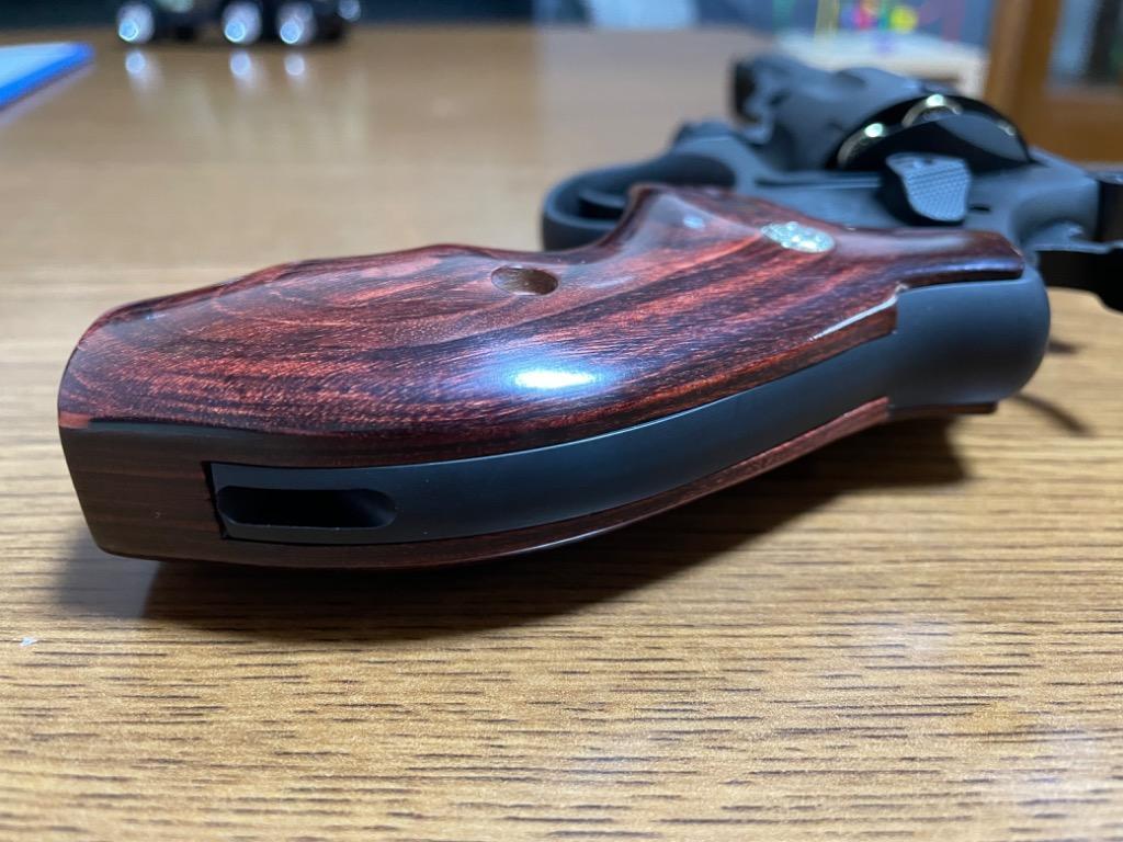 アルタモント S&W Nフレーム ラウンドバット用 木製グリップ スムース
