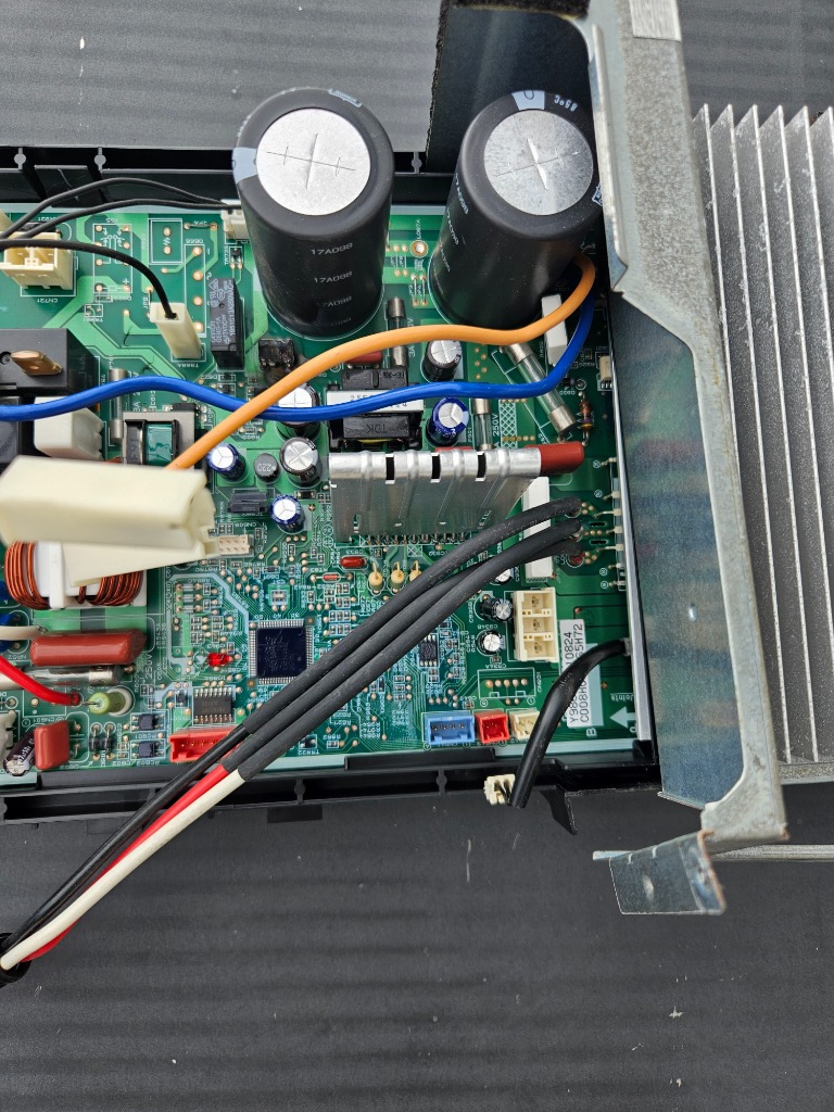 三菱 コントローラキバン R01 SE8 350 未使用 RD77MS8 特長 サーボシステムコントローラ 仕様から探す｜三菱