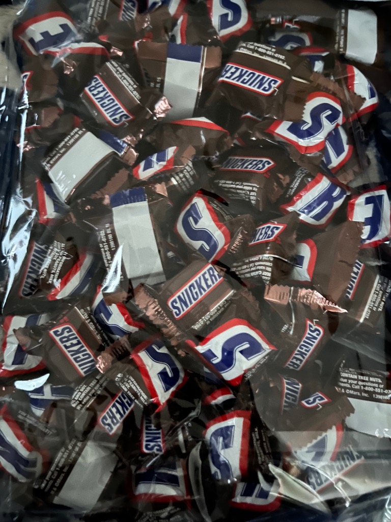 チョコ系お菓子＆ロッカーボックス 100個以上セット キットカット・スニッカーズ Amazon | 【60個】スニッカーズ ミニチュア 60個入り