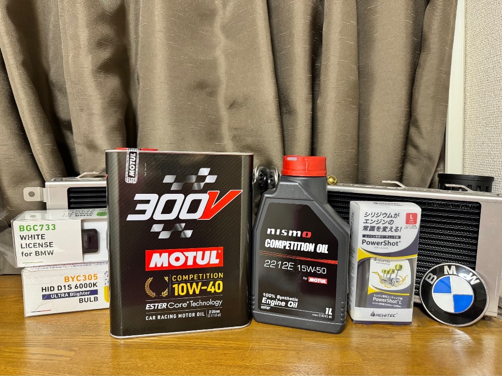 MOTUL 300V COMPETITION 10W40 2L×6本 モチュール MOTUL（モチュール） 300V COMPETITION 10W40 2L 新パケージ 300V