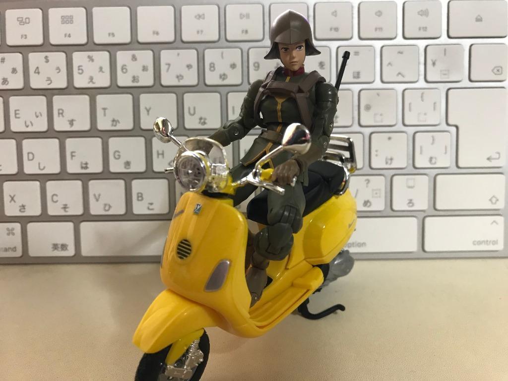 マイスト Maisto 1/18 ベスパ スクーター Vespa 12車種セット マイスト Maisto 1/18 ベスパ スクーター Vespa 12車種セット