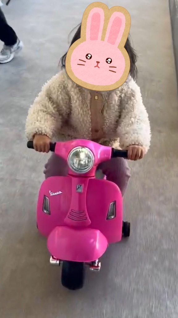 AIJYU TOYS 乗用玩具 電動乗用バイク Vespa GTS mini 【簡単