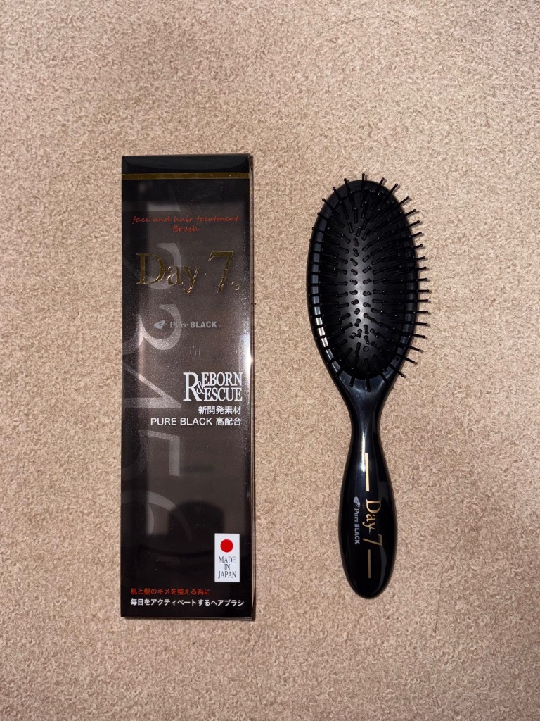 限定オマケ付!!】【1年保証】Day7クッションブラシ［公式］ヘアブラシ