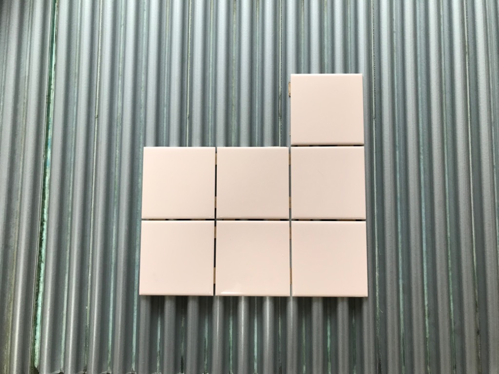 値下げ  TOTO 白 ハイドロテクト タイル 1枚タイル5cm角 1シート30cm×30cm 294シート有 1シート(5cm角36枚) 50円 1㎡500円 約26㎡分 内装用 モザイクタイル ハイドロテクト | 建材・タイル | 商品情報 | TOTO株式会社