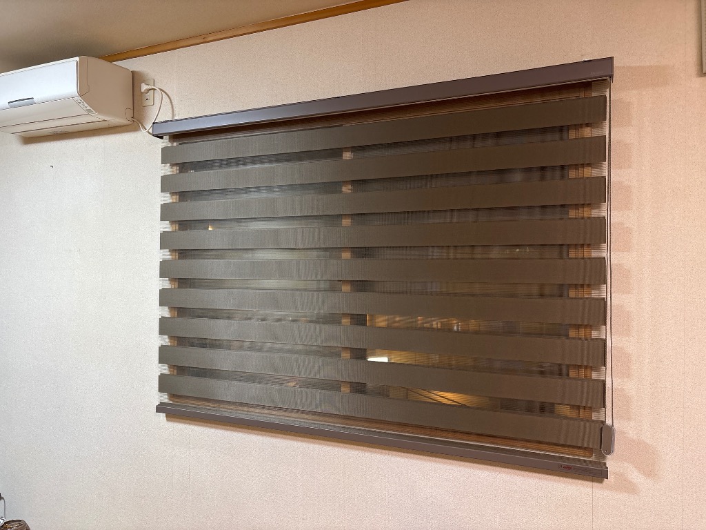 グラムスタイル ロールスクリーン ロールカーテン 遮光 調光