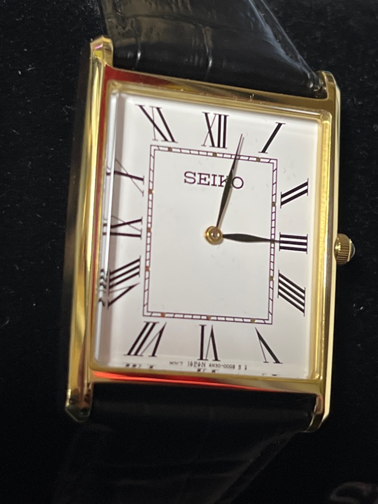 SEIKO 並行輸入品 10年保証 日本未発売 ESSENTIALS MENS