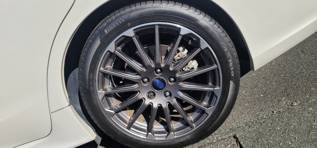 PIRELLI ピレリタイヤ 225/40R18 92W XL パワジー POWERGY