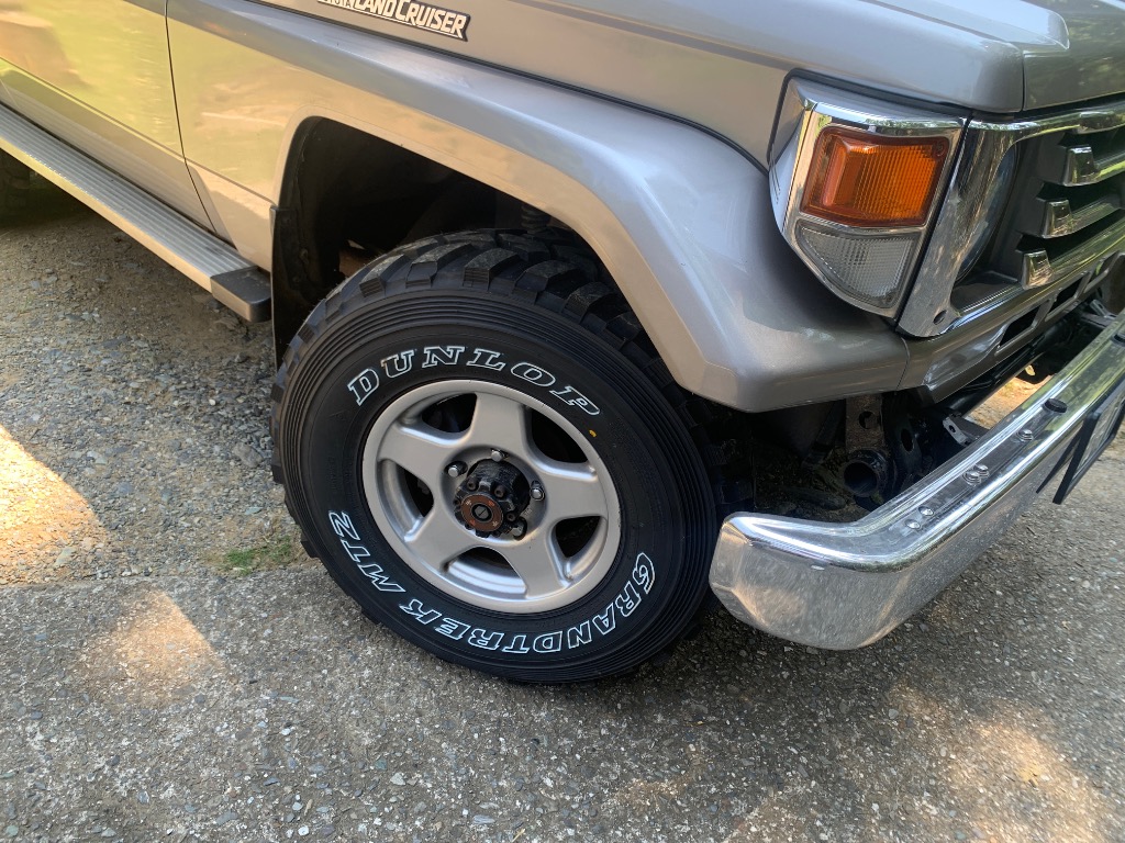 グラントレック MT2 ダンロップ 235/85R16 108/104LT OWL サマー