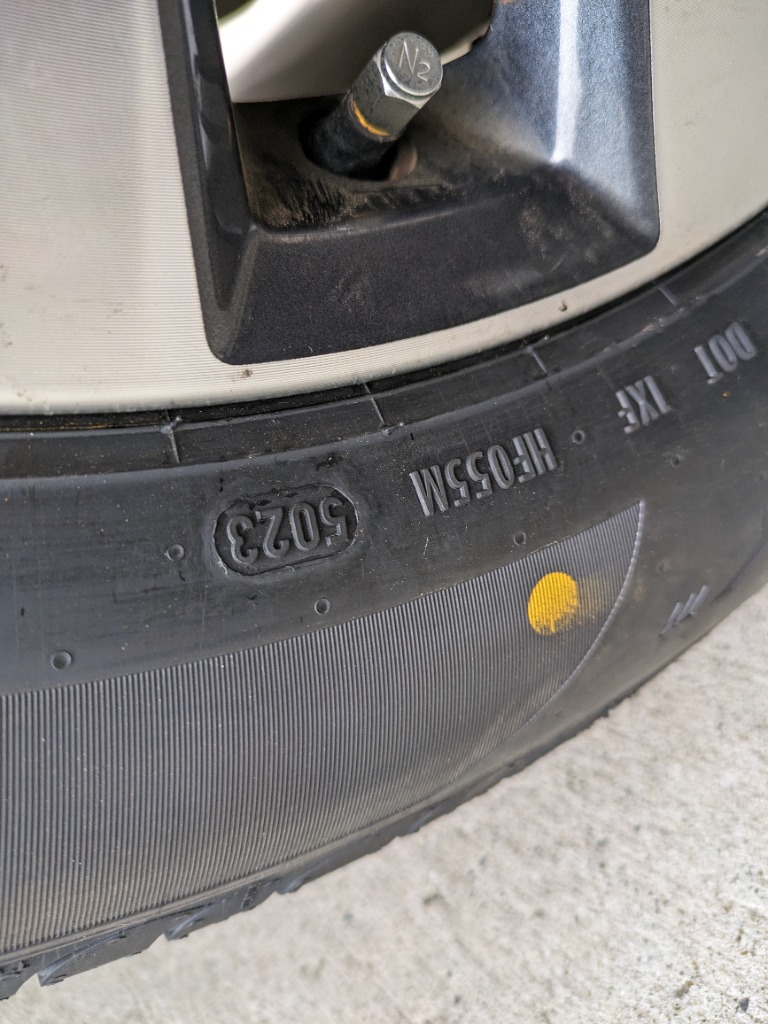 PIRELLI 納期未定 ピレリ POWERGY 195/60R16 89H サマータイヤ 4