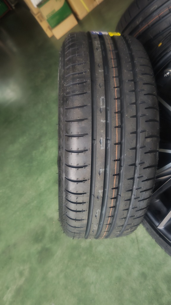 4本セット 215/40R19 90Y XL アクセレラ PHI : SUPER TIRE