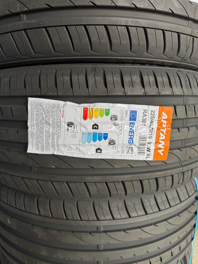 APTANY 225/40R19 4本セット 2025年製造 新品サマータイヤ RA301