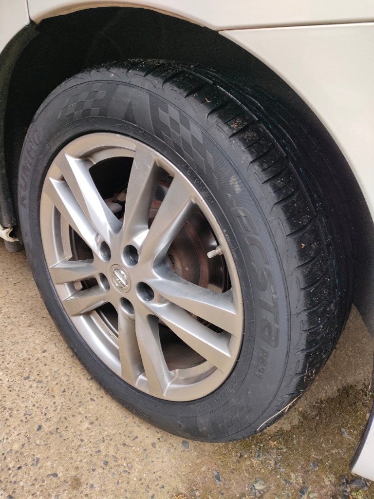 エクスタ 235/50R18 4本セット 2025年製造 新品サマータイヤ