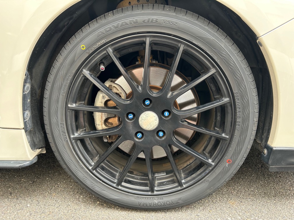 2024年製】 YOKOHAMA 225/45R18 95W XL ADVAN dB V552 ヨコハマタイヤ アドバン デシベル サマータイヤ 夏タイヤ  4本セット : yk-v552-225-45r18-23-4 : タイヤショップあやの - 通販 - Yahoo!ショッピング