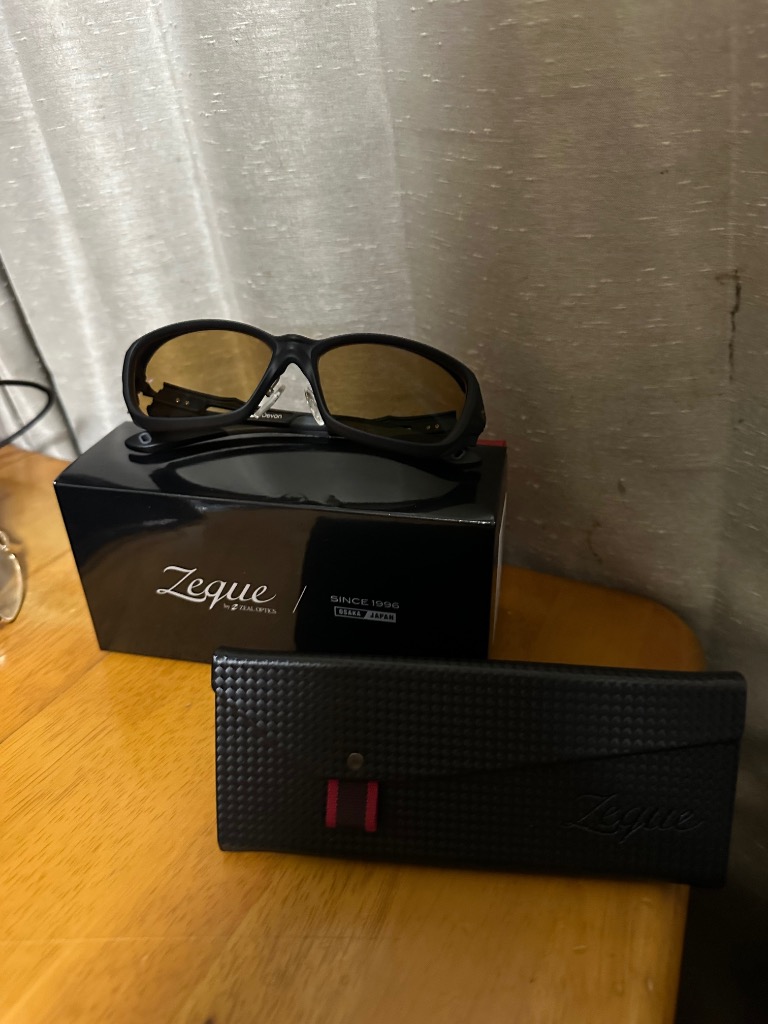 Zeque ゼクー zeal ジール Devon F-1981 MATTE BLACK LUSTER